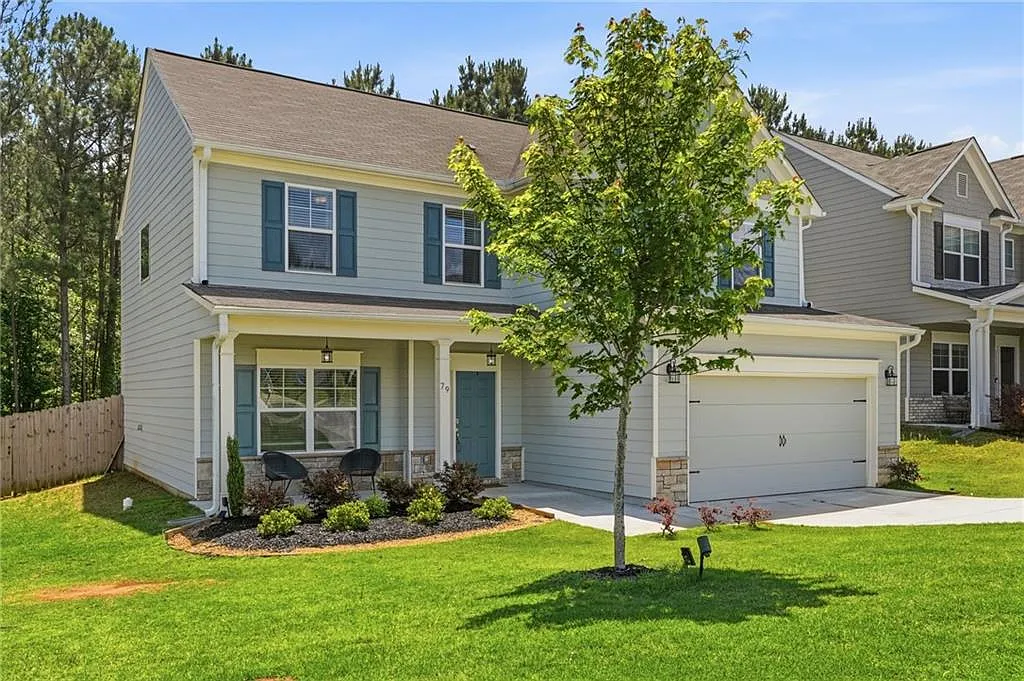 4 bed, 2.5 bath, 2148 sqft, $2,500 — Photo 2