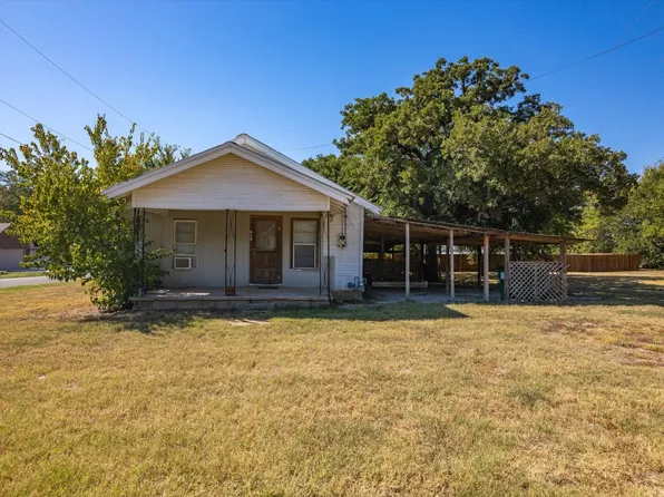 210 E Washington St, Alvord, TX 76225