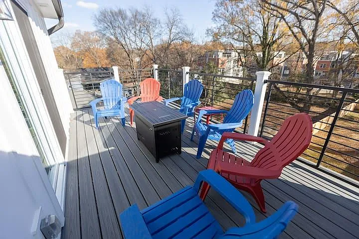 1122 N Alexander St — Photo 35