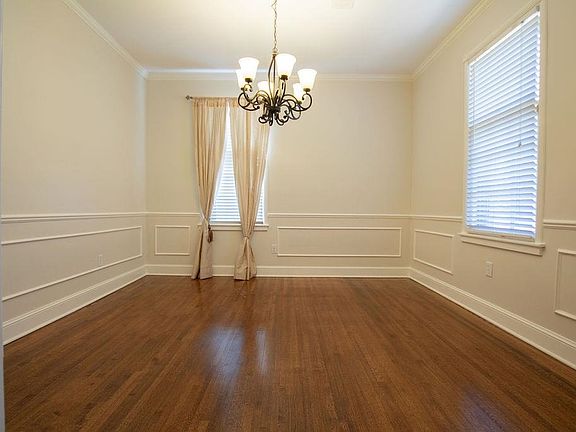 3rd image of 1444 W Crestwood Dr