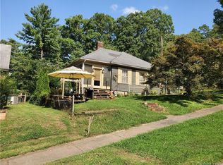 12 Enka Oak St, Candler, NC 28715