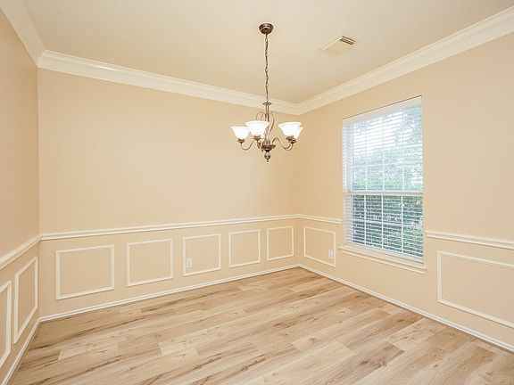 4th image of 23911 Elden Hills Ct