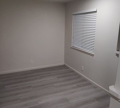 5th image of 3308 Mensch Ct