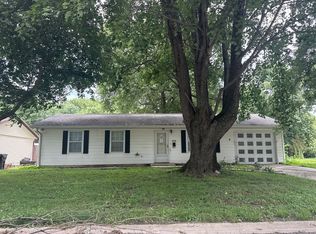 214 Kennedy Ave, Pana, IL 62557