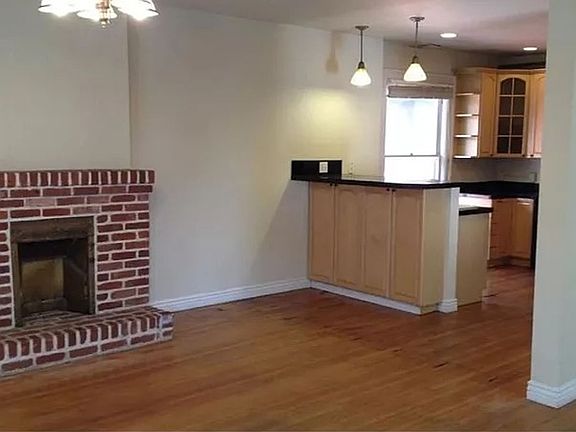 5th image of 1616 Washington St #A1