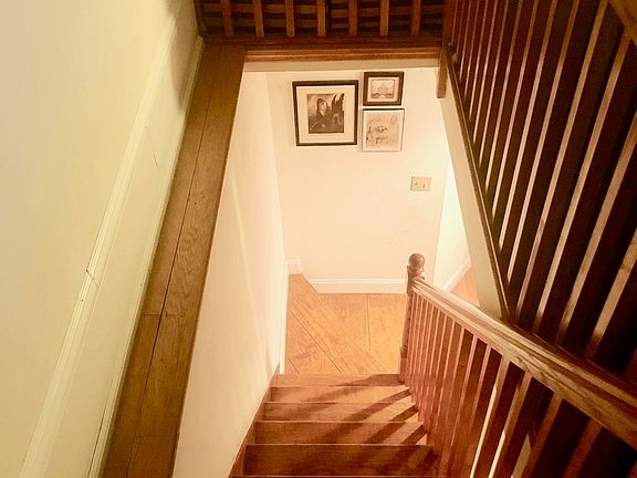 4th image of 332 W 87th St APT A