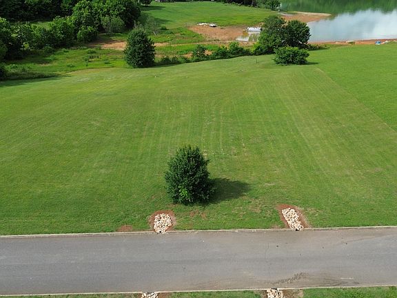 3rd image of LOT 3R Bluewater Way
