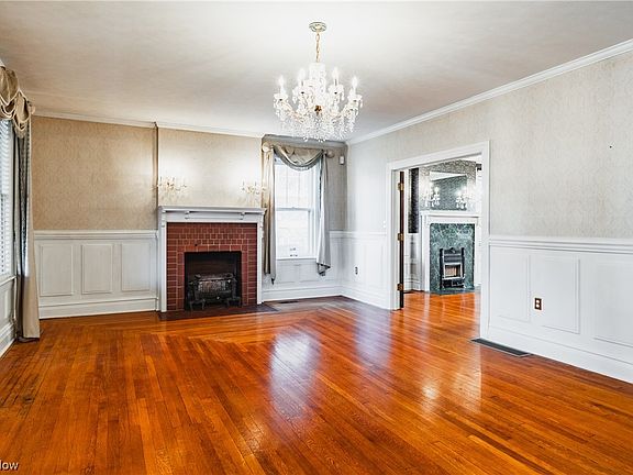 4th image of 1442 Washington Ave