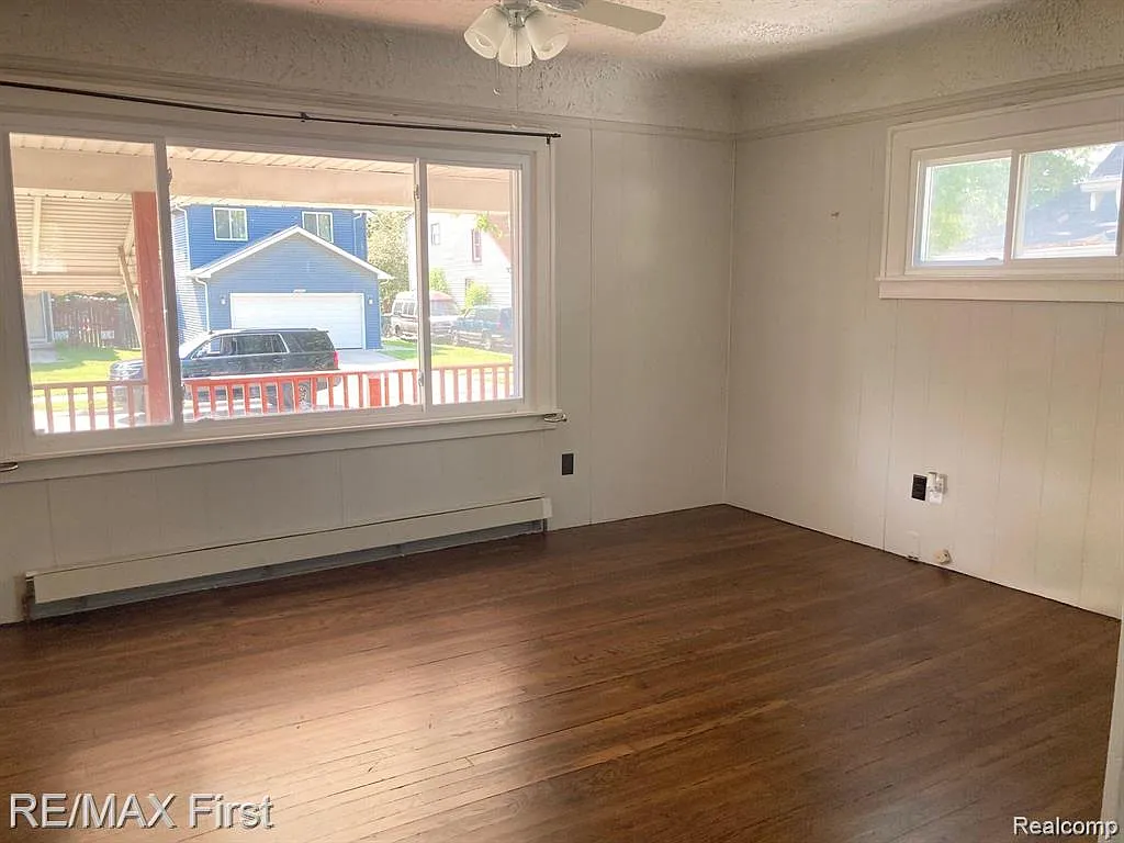 1 bed, 1.0 bath, 746 sqft, $775 — Photo 3