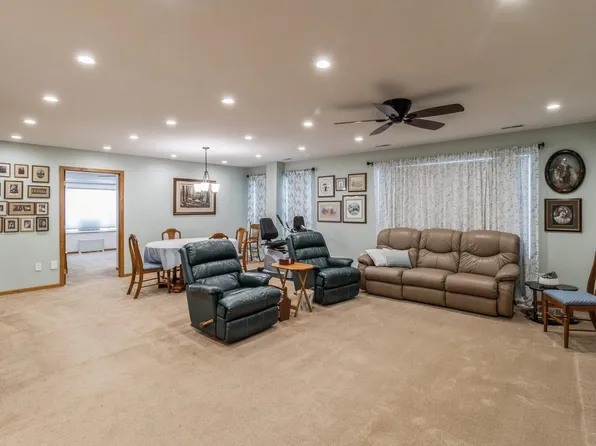 522 Story St Unit 101, Story City, IA 50248