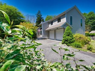 23 Fesser Ave, Bristol, RI 02809