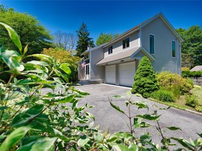 23 Fesser Ave, Bristol, RI, 02809