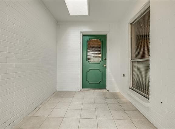 3rd image of 2312 Starke Ct
