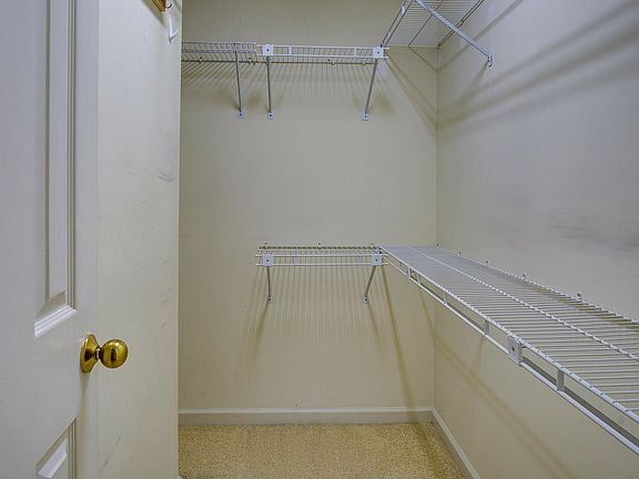 5th image of 400 Sunset Dr APT I42
