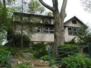 75 Llewellyn Dr, Sparta, NJ 07871