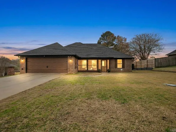 202 Spring Valley Rd, Queen City, TX 75572