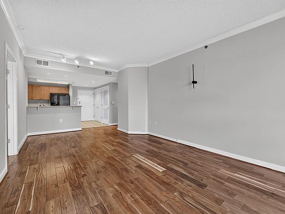 5th image of 777 7th St NW APT 806