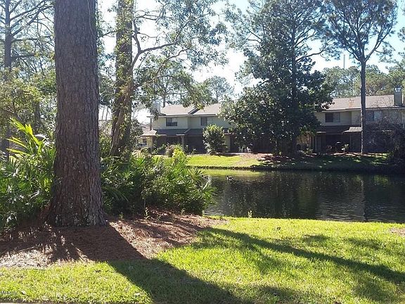 3rd image of 2042 Sea Hawk Cir