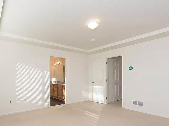 4th image of 5558 Cathay Ct