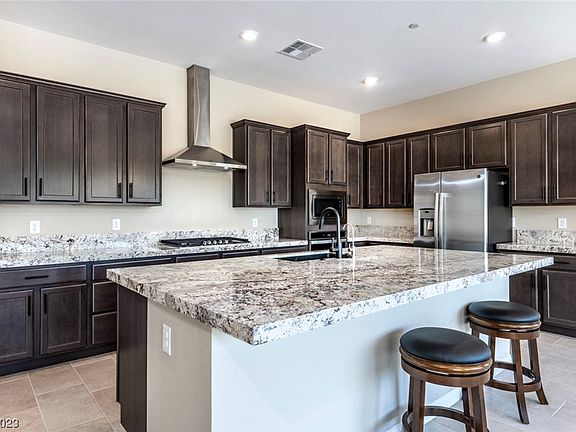 5th image of 4325 Skylake Ct
