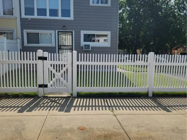 14969 257th St Floor 1, Rosedale, NY 11422
