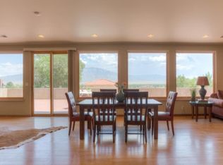 5713 Rio Pinos Rd NE, Rio Rancho, NM 87144