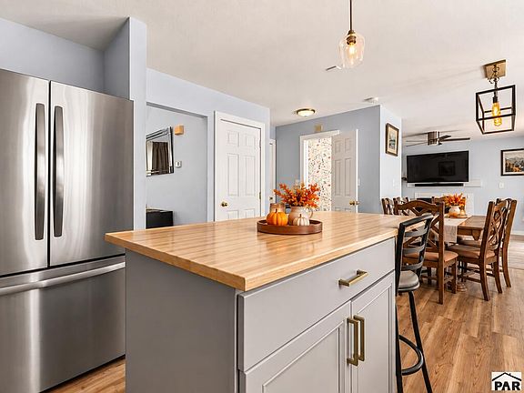 5th image of 3644 Bison Ln