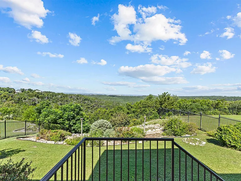 5724 Brittlyns Ct — Photo 35