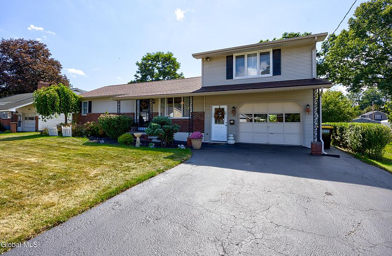 2nd image of 59 Glenville Street