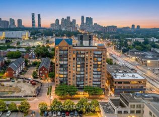 25 Agnes St #Cy-02, Mississauga, ON L5B 3X7