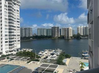 Del Prado, Aventura, FL 33160