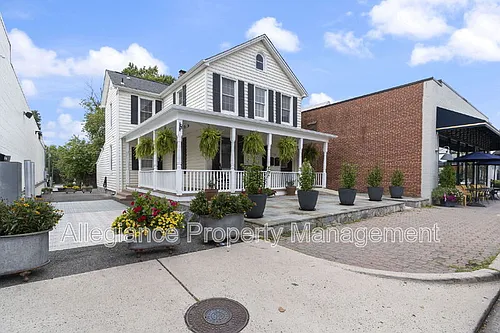 1506 B Mount Vernon Ave Photo 1