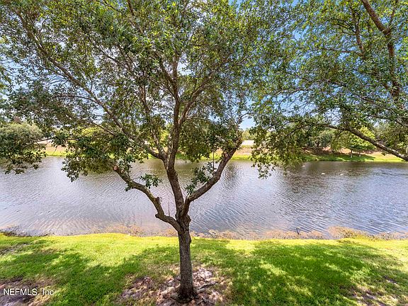 4th image of 13827 HERONS LANDING Way #10