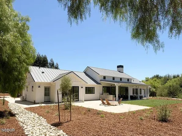 2213 Keenan Rd, Los Olivos, CA 93441