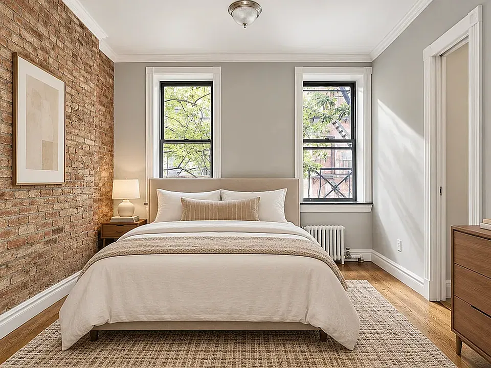 252 Mott St #11