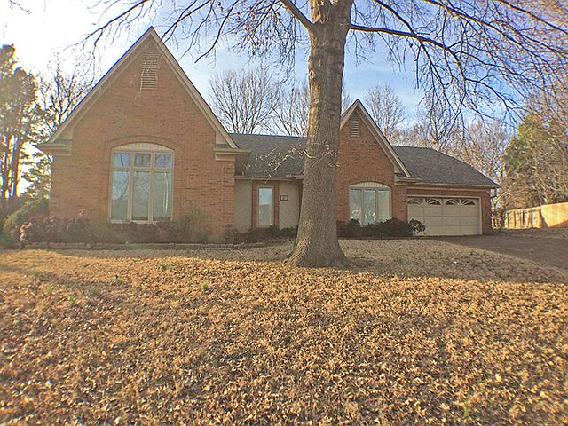 1st image of 891 Camden Grove Cv