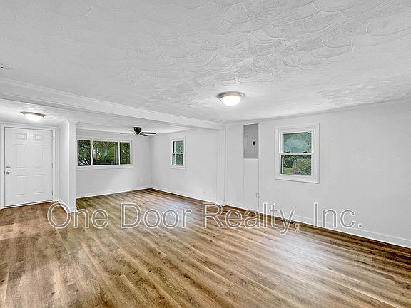 2nd image of 165 Magruder Ave