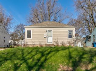 1332 55th St, Des Moines, IA 50311