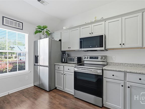 5th image of 24 Rivermoor Court