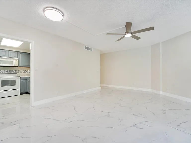710 N Ocean Blvd #102 — Photo 6