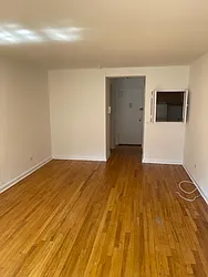 Rented by K & O Realty Associates Inc.