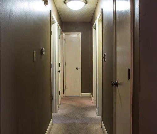 Enter into the hallway.