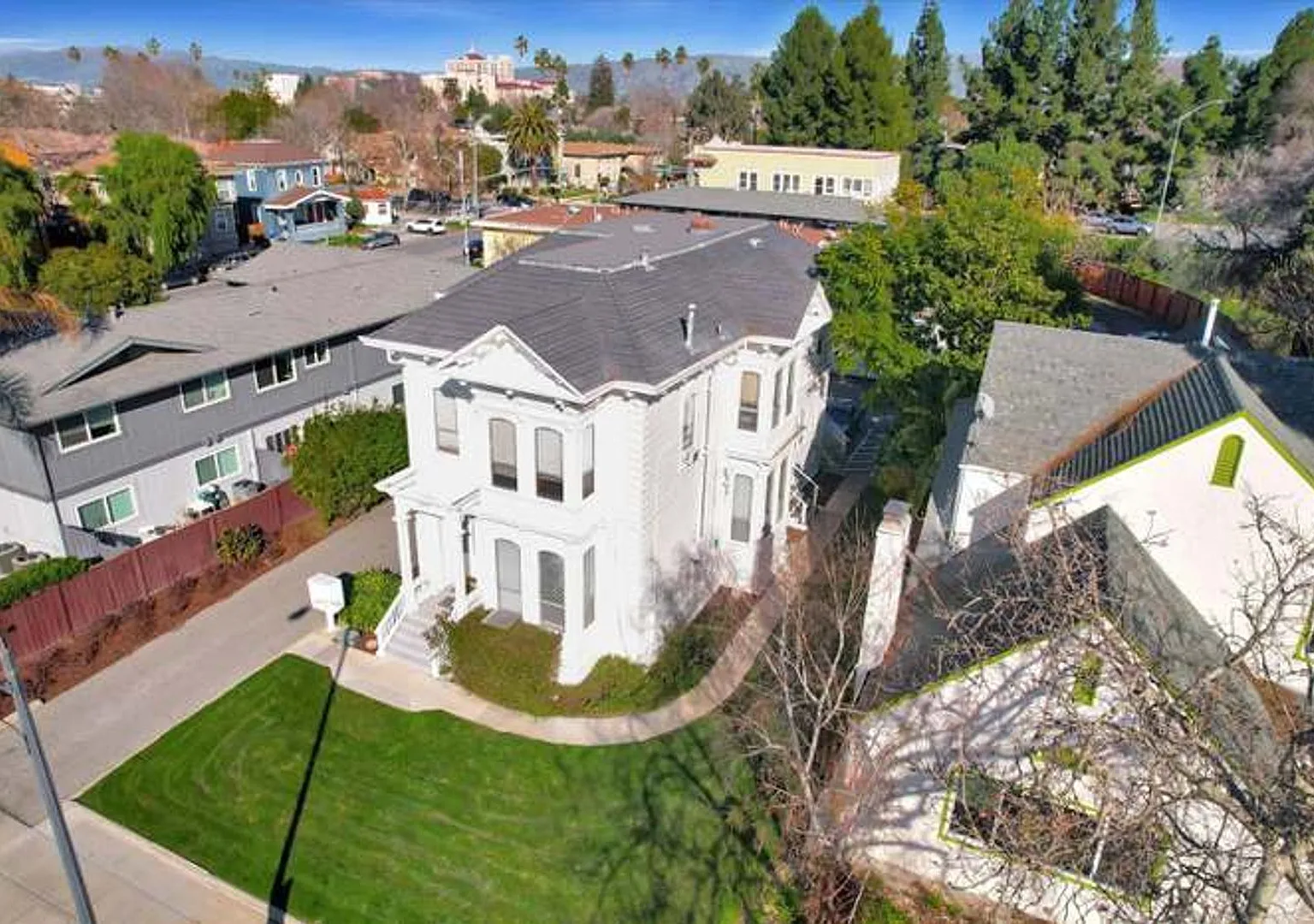 620 S Third St. — Photo 3