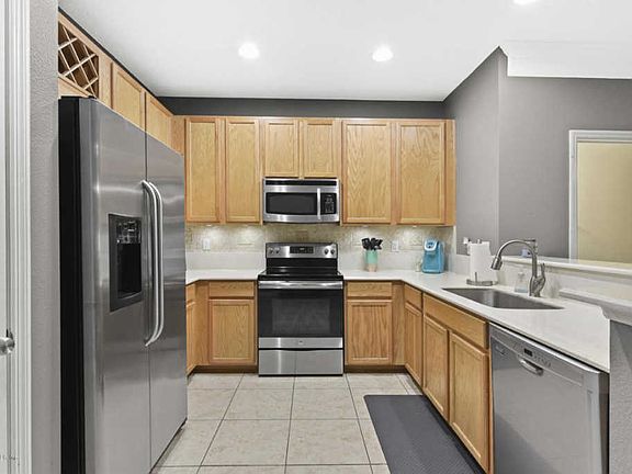 4th image of 12367 Sand Pine Ct