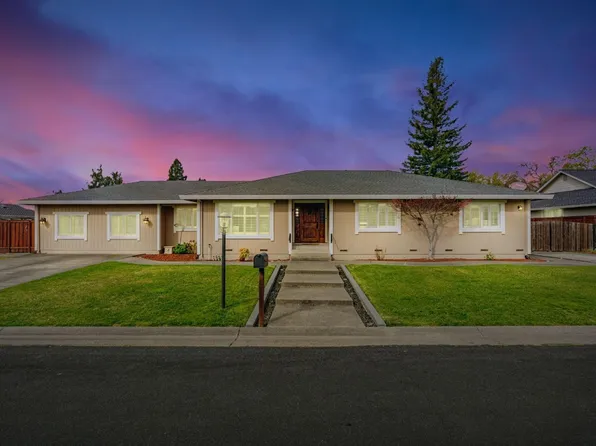 6147 Tamara Lane, Windsor, CA 95492