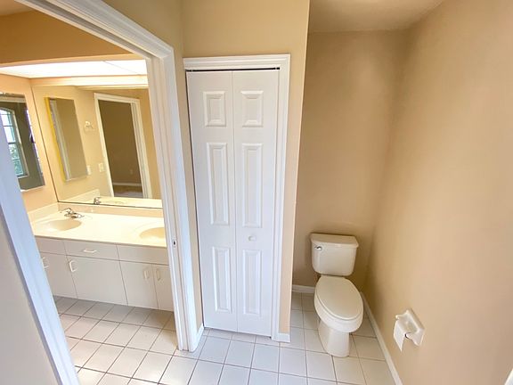 4th image of 360 Charwood Ave S