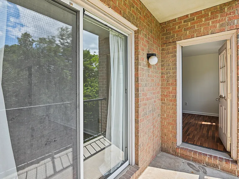 14905 Rydell Rd #202 — Photo 21
