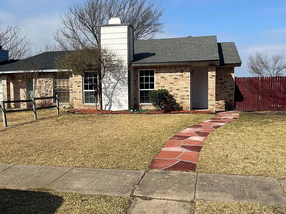 1st image of 2457 Red River St