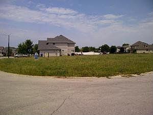 1st image of 125 Barrington Ln