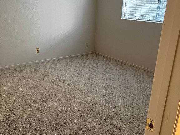 5th image of 461 E Providencia Ave APT C